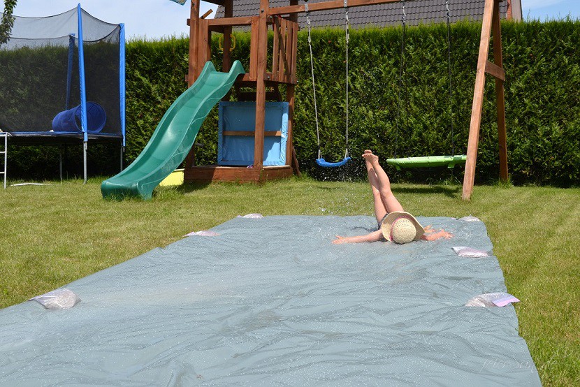Wasserrutsche Ferienspaß Spaß haben (3)