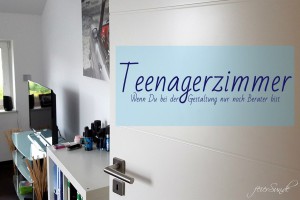Ein Teenagerzimmer zieht ein