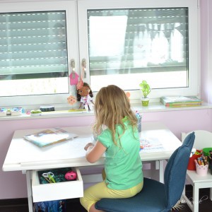 Die Vorschule steht an - Platz für das Vorschulkind wenn kleine Kinder gross werden und dabei unaufhaltsam ihren Weg gehen, dann bleibt uns nur, sie zu unterstuetzen und da zu sein_Motte