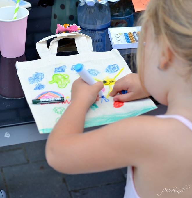 kleine Ballerinas wenn-kleine-ballerinas-geburtstag-feiern_kindergeburtstag-maedchengeburtstag_malen kleine Ballerinas wenn-kleine-ballerinas-geburtstag-feiern_kindergeburtstag-maedchengeburtstag_malen