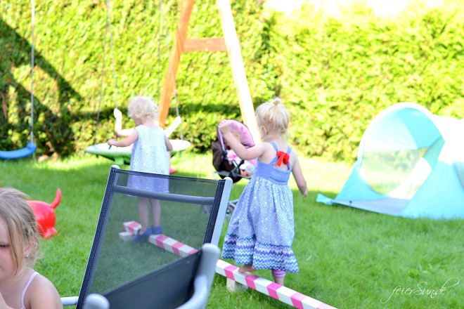kleine Ballerinas wenn-kleine-ballerinas-geburtstag-feiern_kindergeburtstag-maedchengeburtstag_spielen kleine Ballerinas wenn-kleine-ballerinas-geburtstag-feiern_kindergeburtstag-maedchengeburtstag_spielen