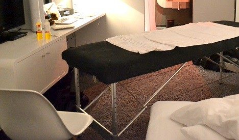 geschenkideen-fuer-freundinnen_entspannung-zuhause_ Wellnow_mobile-massage_service_gutschein