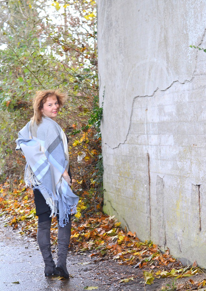 Kleid mit Poncho - Alte Liebe neu entdeckt_alltagstauglich werden alle kleider