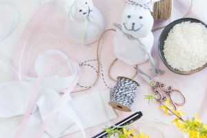 Der-Osterhase-ist-ne-Coole-Socke-Sockenhaeschen_ein-blitzschnelles_DiY_Material