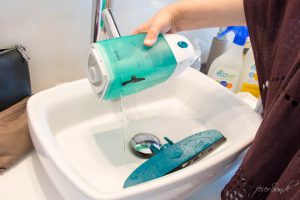 fruehjahrsputz-dryclean-mit-dem-leifheit-fenstersauger_reinigen