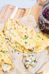 Crespelle-gefuellt-mit-cremiger-Gemuesefuellung-und-Cranberry-Zwiebel-Konfituere_01
