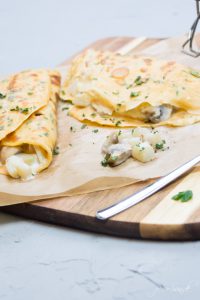 Crespelle-gefuellt-mit-cremiger-Gemuesefuellung-und-Cranberry-Zwiebel-Konfituere_07