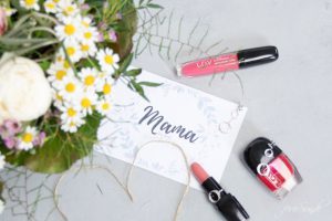 Geschenkideen-fuer-wunderbare-Muetter-zum-Muttertag_bunt