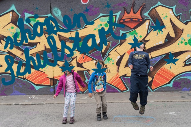 3 Schulkinder rocken! "Schulanfänger bist Du nur einmal im Leben" und Verena erzählt heute im Gastartikel davon, wie das erste Schuljahr bei ihren Kindern war.
