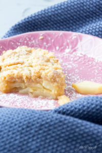 warmer-apple-crumble_Rezept-fuer-Apfel-Streusel-Kuchen_feierSun.de_Apfelkuchen