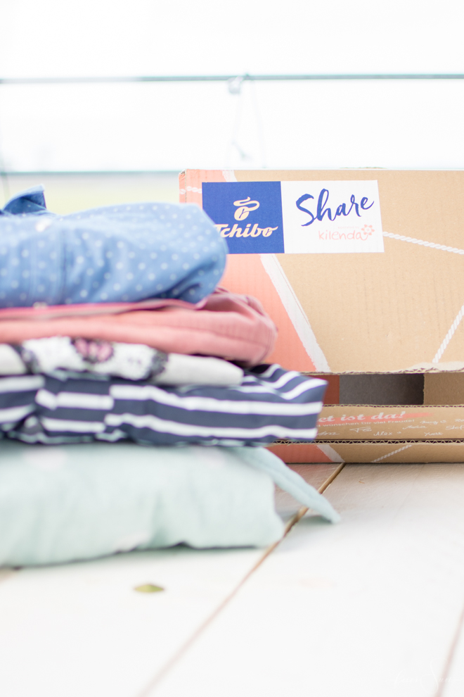 Kinder-Kleidung mieten statt kaufen. Babykleidung und Kinderkleidung mieten mit Tchibo Share geht das ganz einfach. Nachhaltig und günstig. Geld sparen Kindersachen weitergeben. Einfach mieten. Einfache Auswahl von schöner Kinderkleidung. Weil Kinder schnell wachsen. Schöne Kindermode mieten. #feierSun #feierSunMode #Mode #Kindermode #ModeausdemPaket