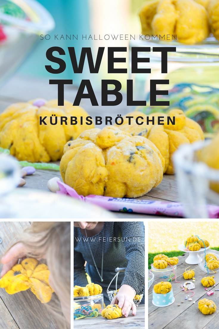 Perfekt für jede Halloween-Party sind die kleinen KürbisBrötchen in Pumpkin-Form. Halloween - Brötchen einfach schnüren und damit etwas gesundes auf den Sweet Table schummel. Fällt gar nicht auf. | #feierSun #feierSunFood #pumpkin #pumpkinbread #Halloween