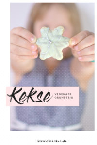 Vegane Kekse, für Advent und Weihnachten. Vegane Plätzchen für Tee und Kaffe schnell und einfach gemacht. Rezept für vegane Weihnachts Kekse (Plätzchen). Vegane Kekse - ein einfaches Rezept. Butterkekse aus der Weihnachtsbäckerei | #feierSun #feierSunFood